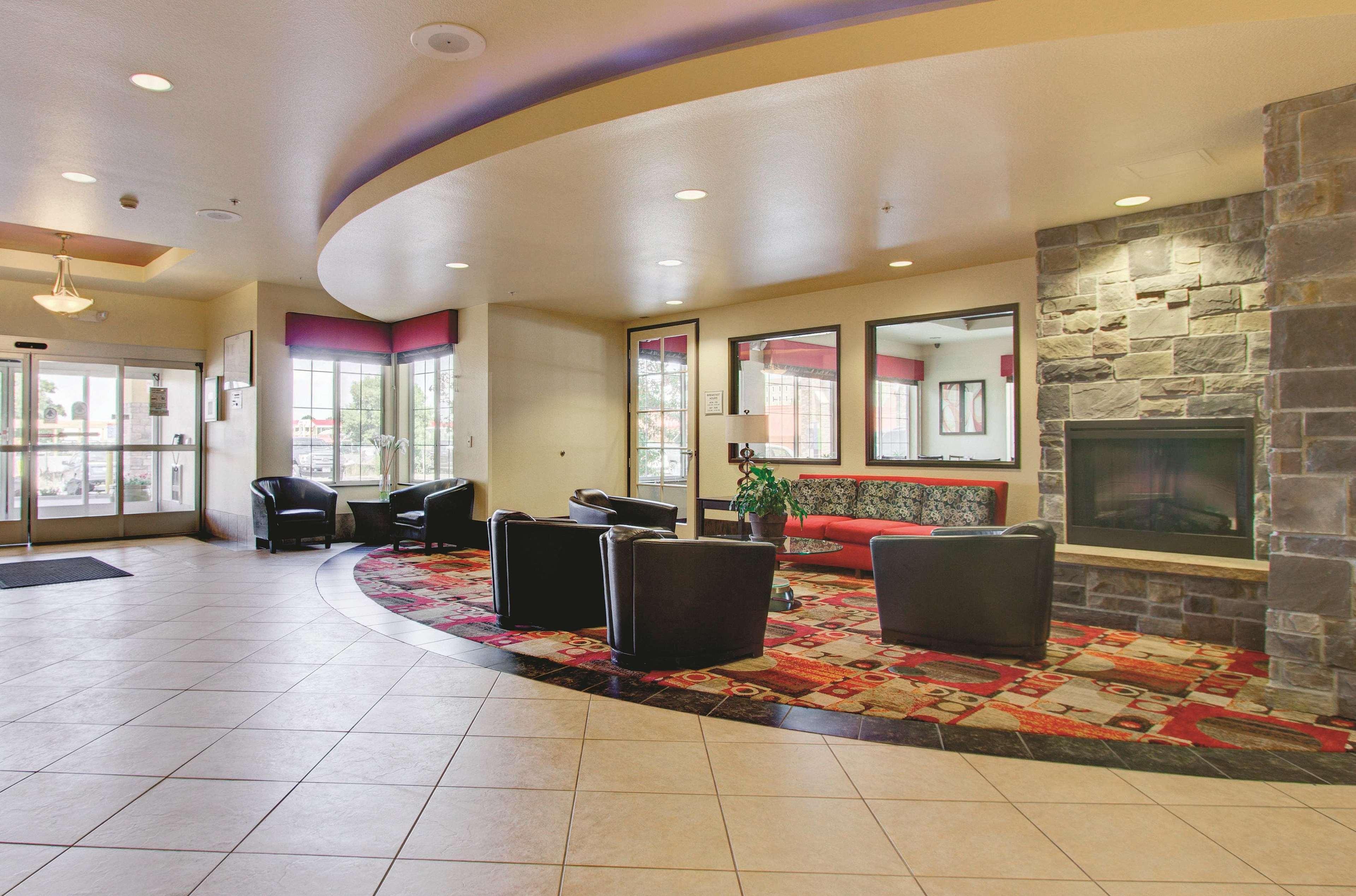 La Quinta By Wyndham Denver Gateway Park Exteriör bild